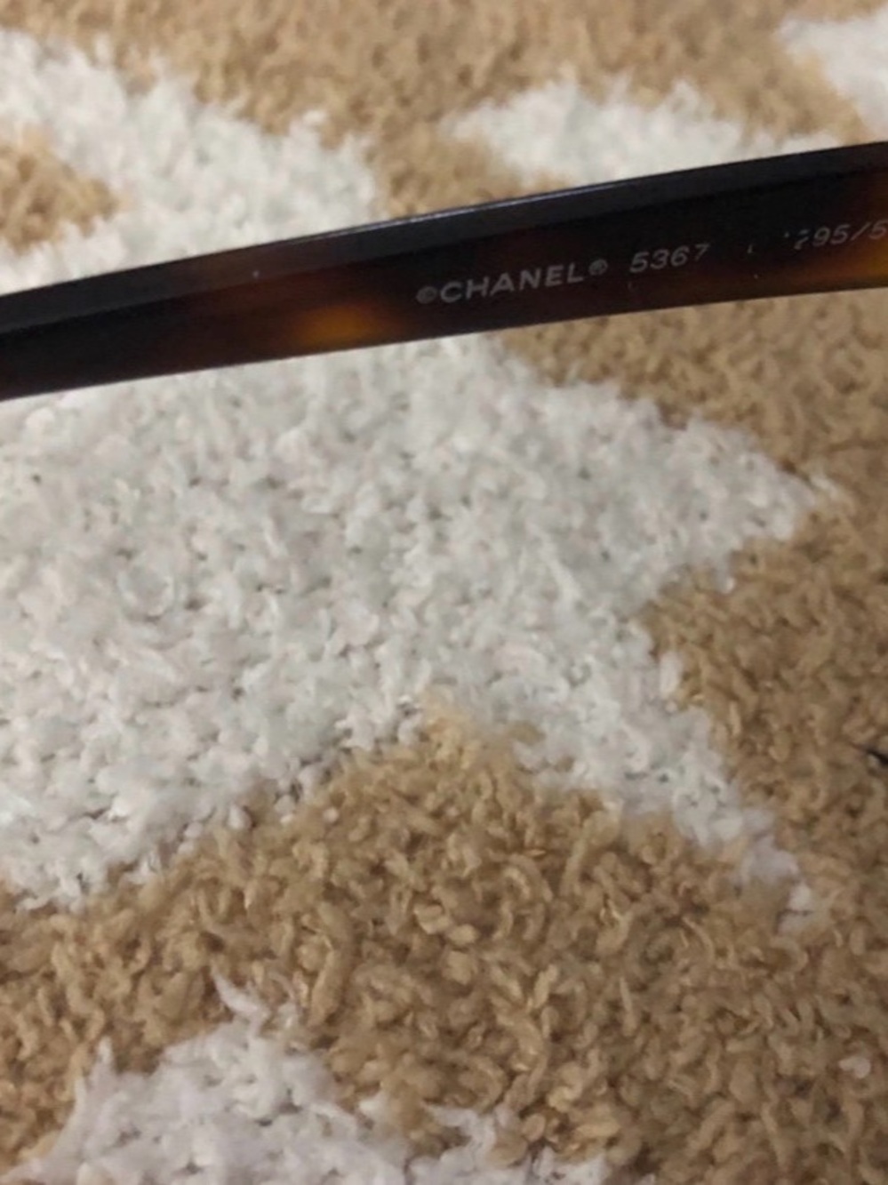 CHANEL Tortoiseshell Oversized Hexagon Sunglasses - Brown Gradient - Picture 5 of 6